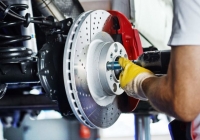 Wymiana / naprawa układu hamulcowego